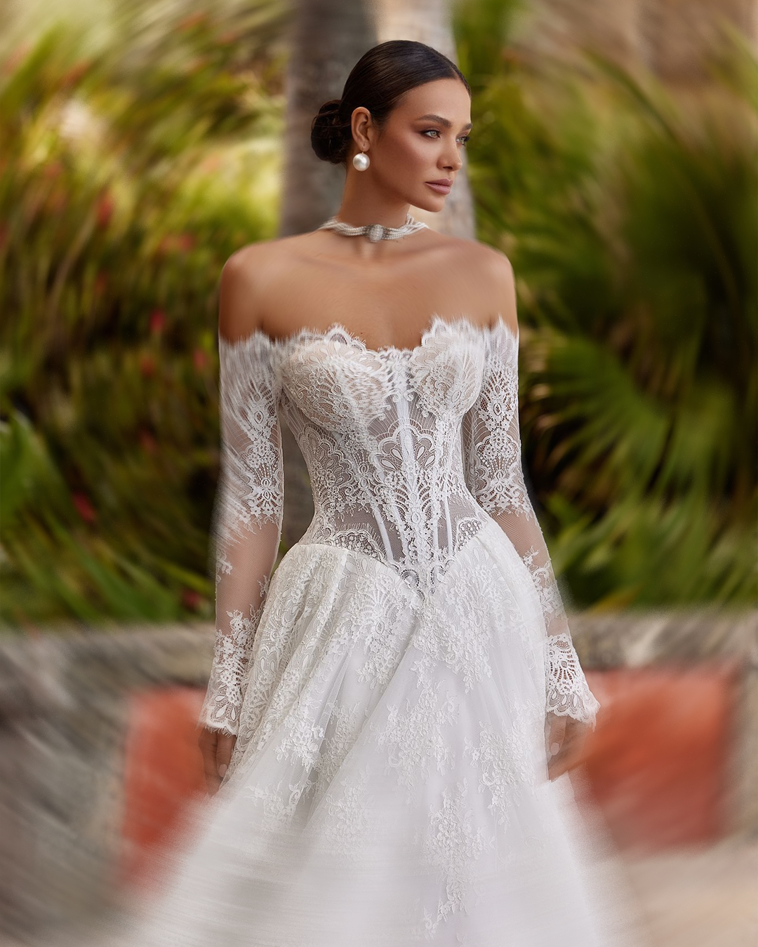 halter neck evening dress Jovani 06578 with Beading – Mydressline material: Aluminium Sizes:2XL Short Sleeve Casual Midi